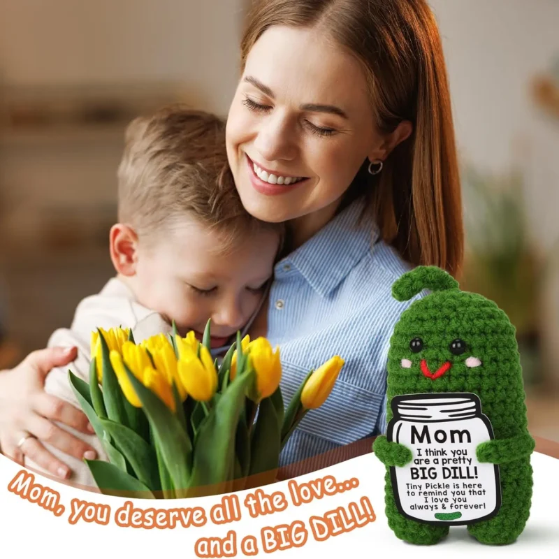Funny crochet positive pickle plush dolls with card mothers day gift for mom from daughter or son handmade knitted pickle doll 5