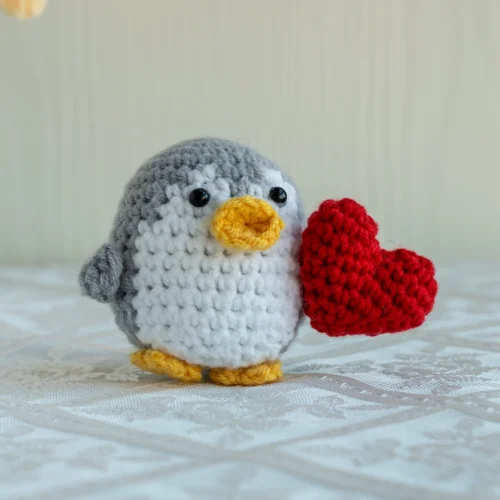 Funny handmade knitted heart penguin ornament home room decoration wool yarn crochet positive energy penguin doll christmas gift 1
