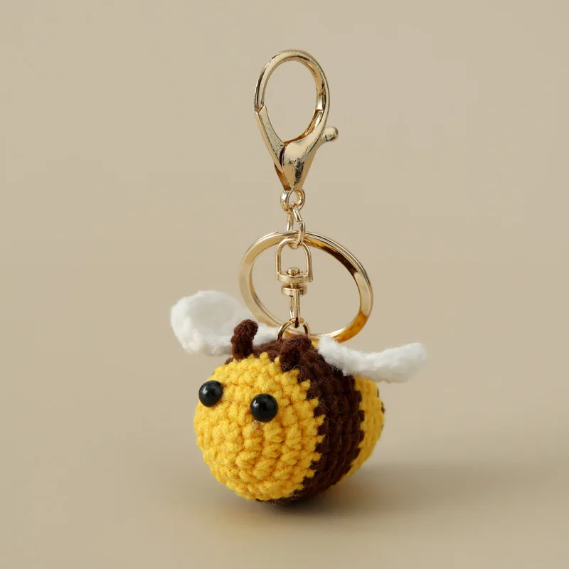 Funny crocheted keychain kintting bee keychains cute backpack pendants car key ring handmade key chain friend gifts 4