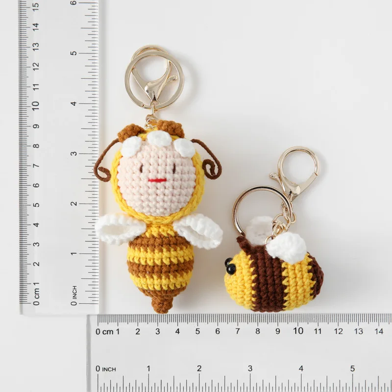 Funny crocheted keychain kintting bee keychains cute backpack pendants car key ring handmade key chain friend gifts 3