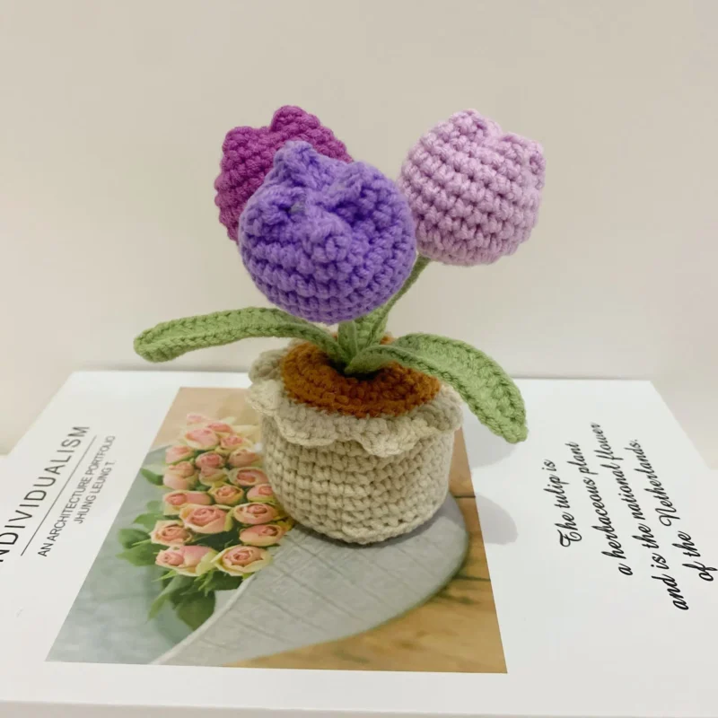 Tulips crochet flowers with potted cute knitted flower tulips artificial palnt easter decoration 2025 office table car decor 5
