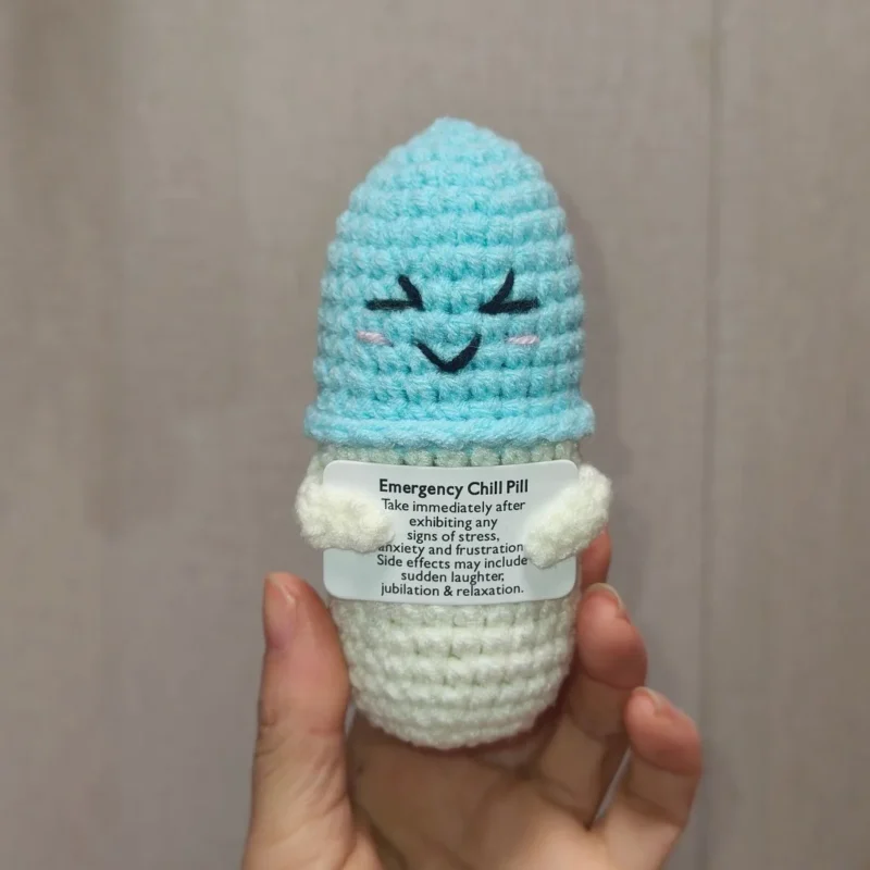Crochet emotional support chill pill caring gifts desktop ornament handmade knitted emergency pills with card home room decor 4