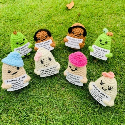 Positive potatoes knitted potato toy pocket mini handmade ornament funny knitted potato doll christams gift table ornaments 1