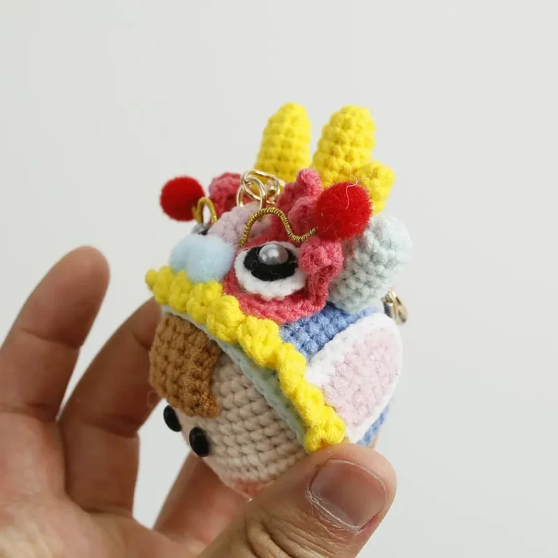 Handgemachte strick puppe schlüssel bund niedlichen garn gemacht chinesische maskottchen tasche anhänger diy hand gewebte mode a 3