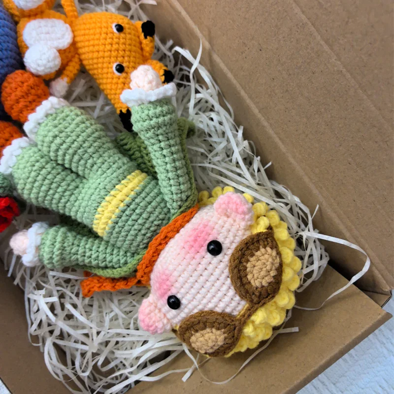Handmade crochet stuffed key chain cute knitted prince doll key ring pendant for boys schoolbag keychain amigurumis finished 4