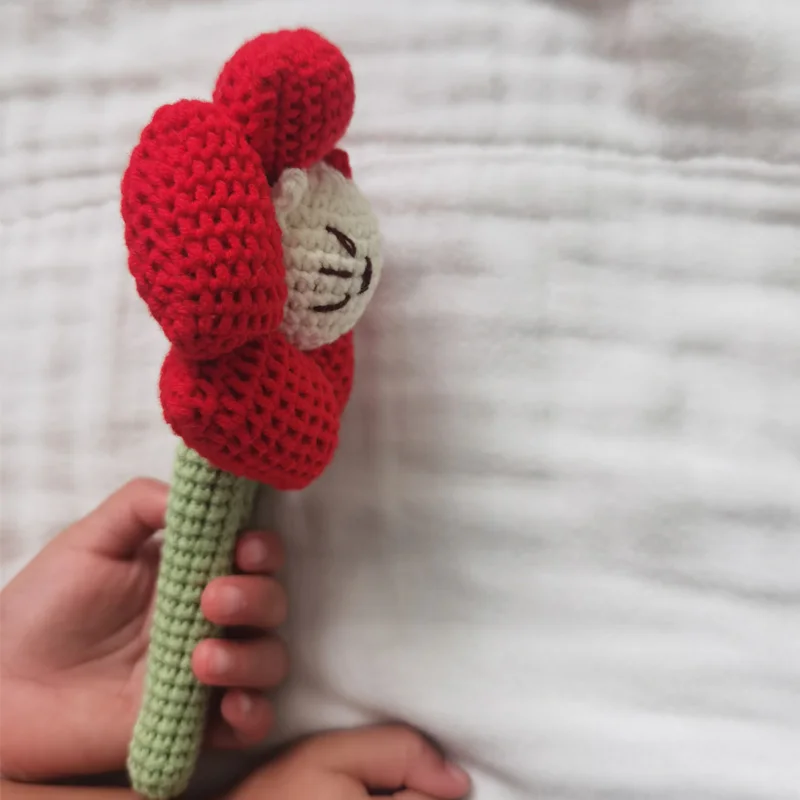 Handmade crochet cartoon animal flower baby rattle toys safe cotton newborn handhold teething ring baby gum pain relief teether 5