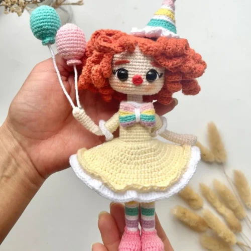 Crochet amigurumi doll diy hook yarn material set knitting clown girl kit with pattern in english home decoration for heart gift 1