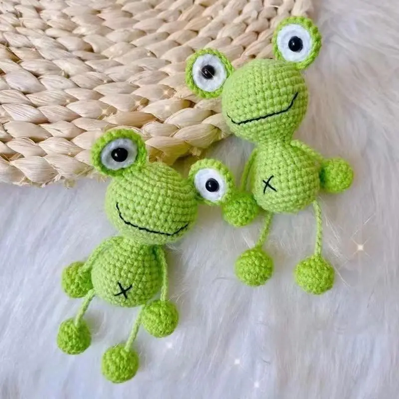Handmade knitting diy frog pendant cartoon doll keychain crochet crafts finished amigurumi knitting needles student gifts 2