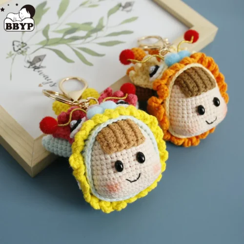Handgemachte strick puppe schlüssel bund niedlichen garn gemacht chinesische maskottchen tasche anhänger diy hand gewebte mode a 1